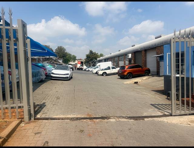 150M² WAREHOUSE FOR SALE IN ISANDO
